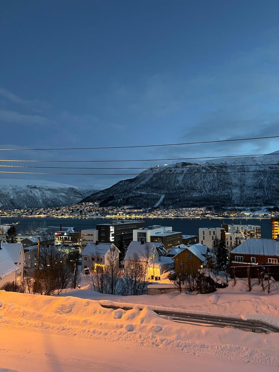 Aurora view Tromsø with Free parking Apartment in Tromso