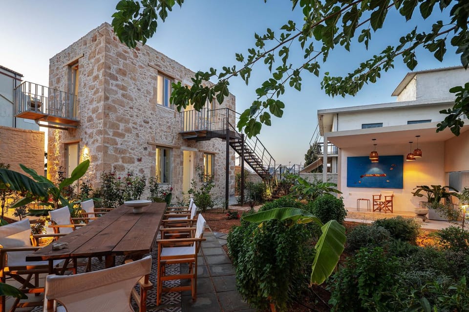 Property building, Patio, Dining area