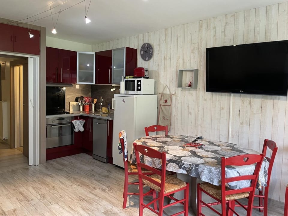 Résidence Sarriere - Studio pour 6 Personnes MAE-0503 Apartment in Nouvelle-Aquitaine