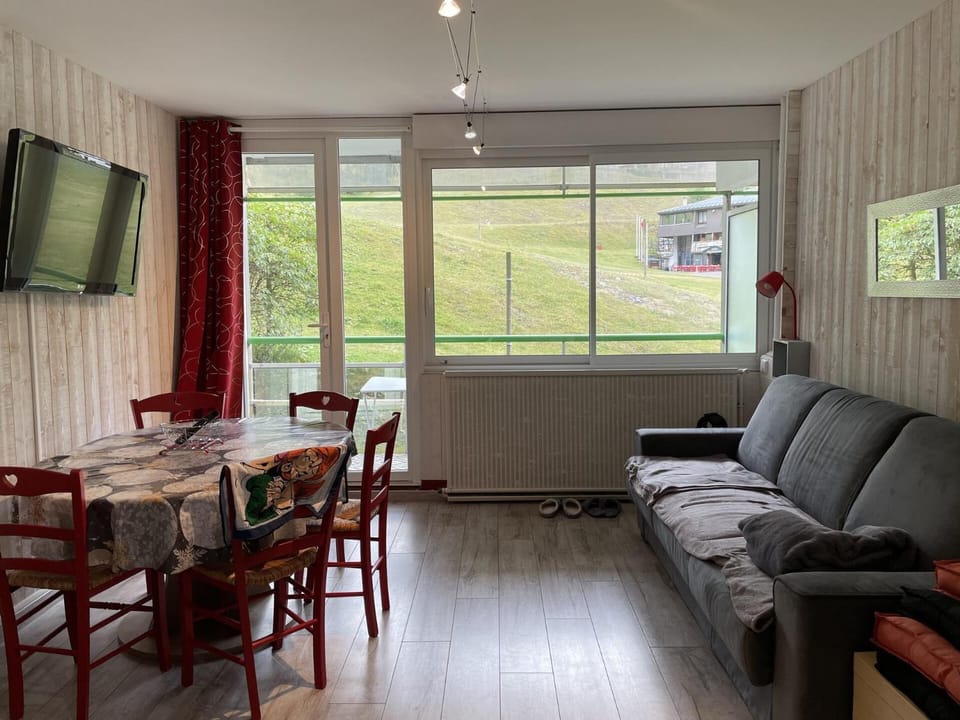 Résidence Sarriere - Studio pour 6 Personnes MAE-0503 Apartment in Nouvelle-Aquitaine