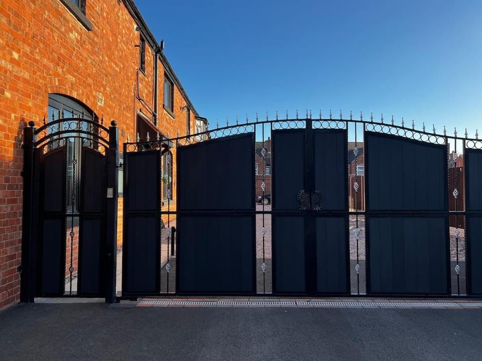 No4 Lux & Cosy Private Apartment in Nuneaton Apartment in North Warwickshire District