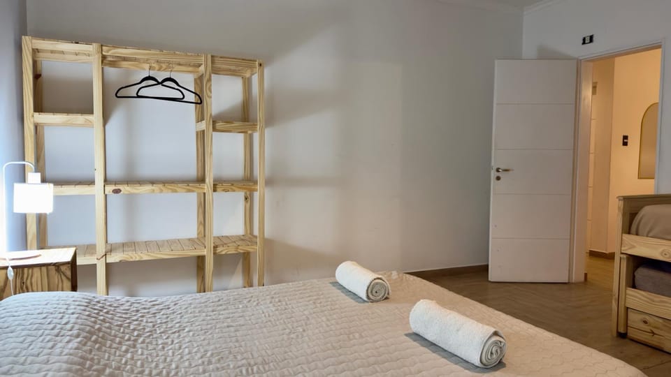 Travel Suites MG Céntrico - Airport 15 min - Clínica MG - Parking Ezeiza Apartment in Buenos Aires Province