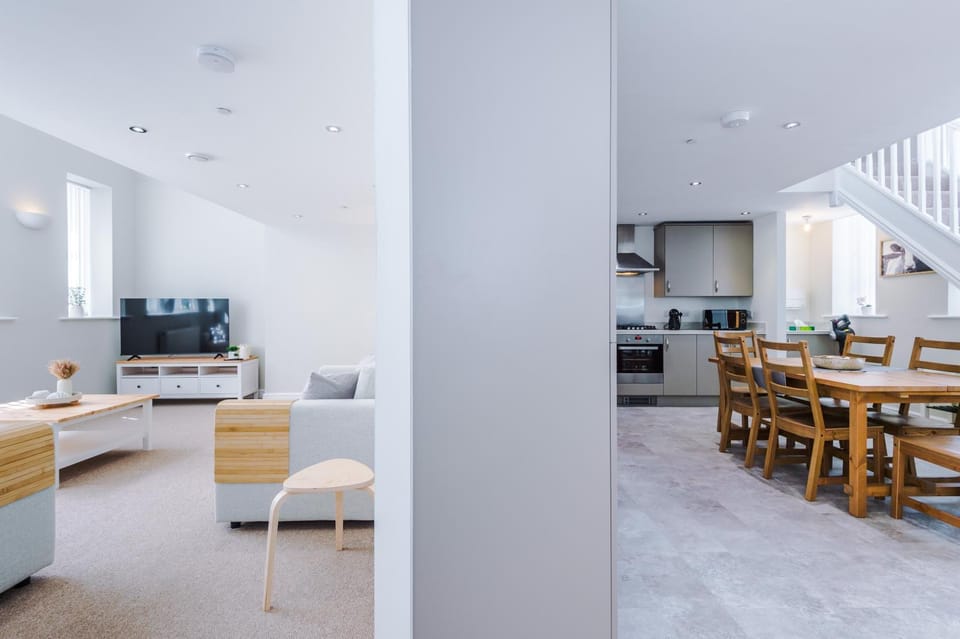 The Old Schoolhouse - Peak District, near Bakewell & Chatsworth House in North East Derbyshire District