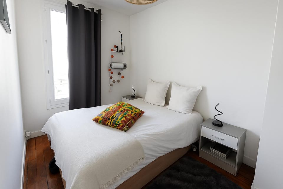 Bed, Bedroom, internet