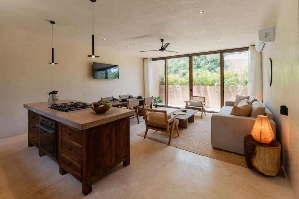 Stylish 2BR Jungle Retreat with Plunge Pool & Rooftop Apartment in State of Quintana Roo