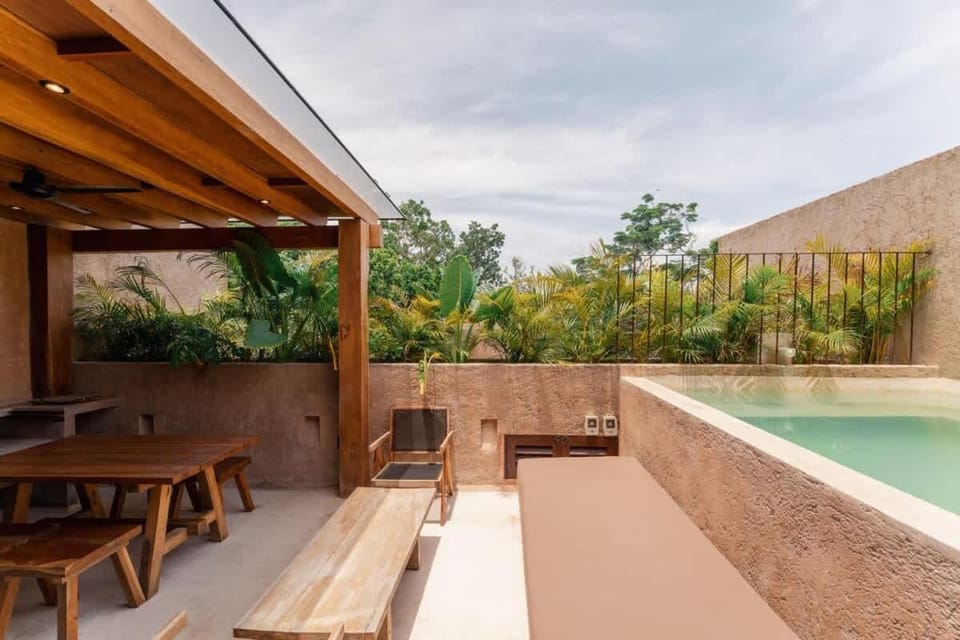 Stylish 2BR Jungle Retreat with Plunge Pool & Rooftop Apartment in State of Quintana Roo