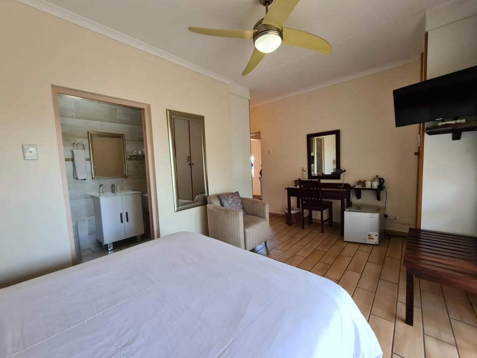 DuneSide Guesthouse Bed and Breakfast in KwaZulu-Natal