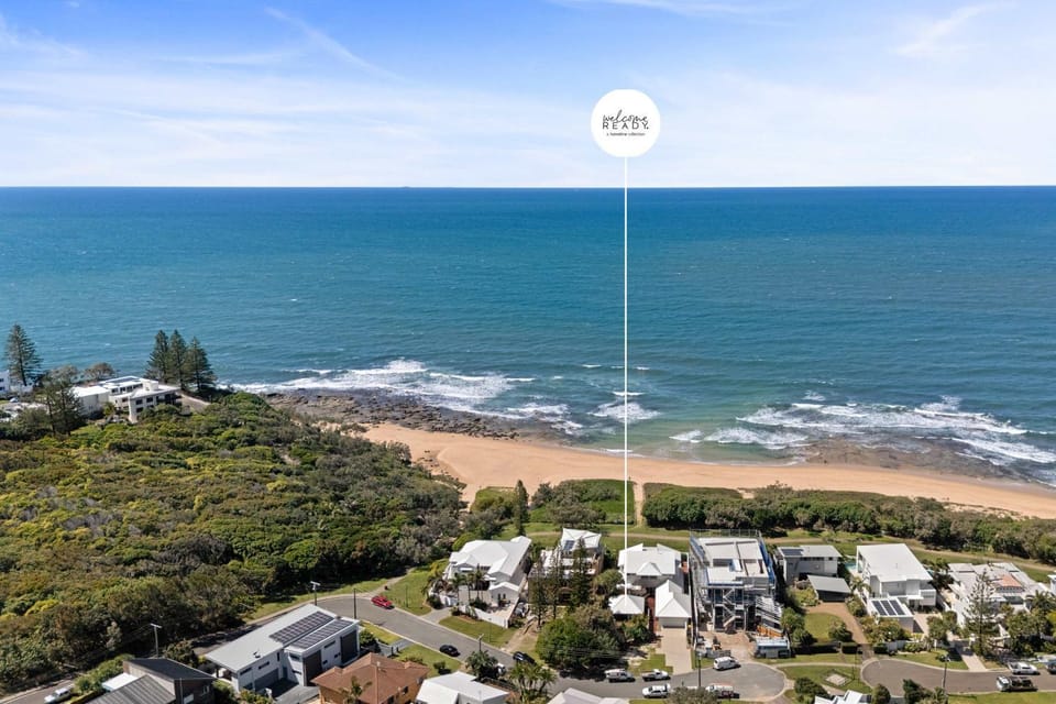 Nearby landmark, Bird's eye view, Sea view