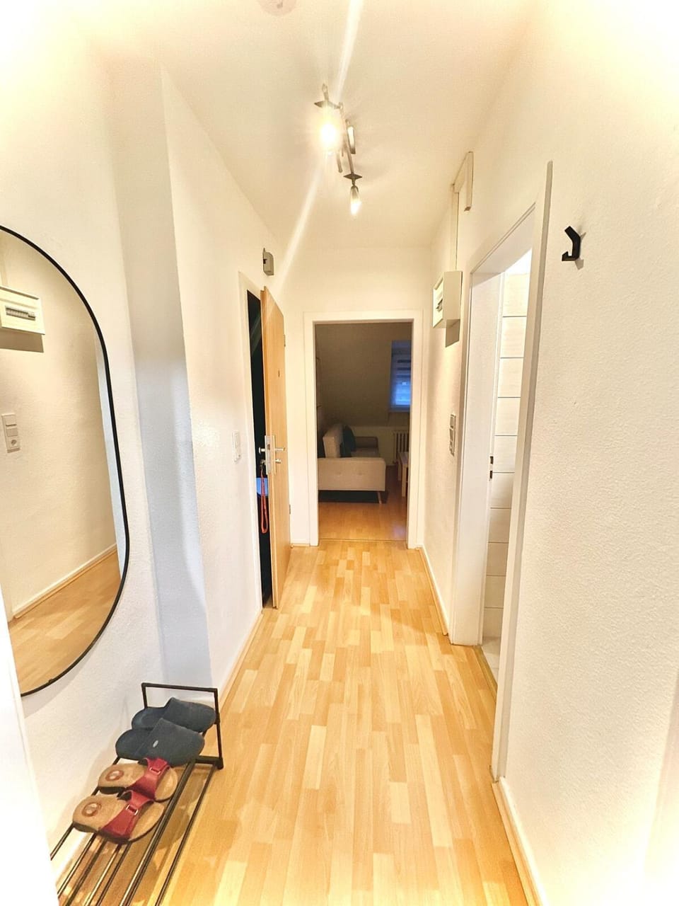 Moderne Unterkunft mit Parkplatz & Smart-Tv Apartment in Duisburg