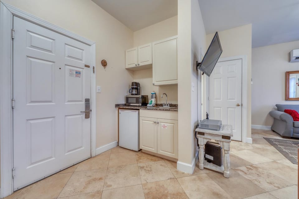 Village of South Walton EB212 Hotel in Rosemary Beach