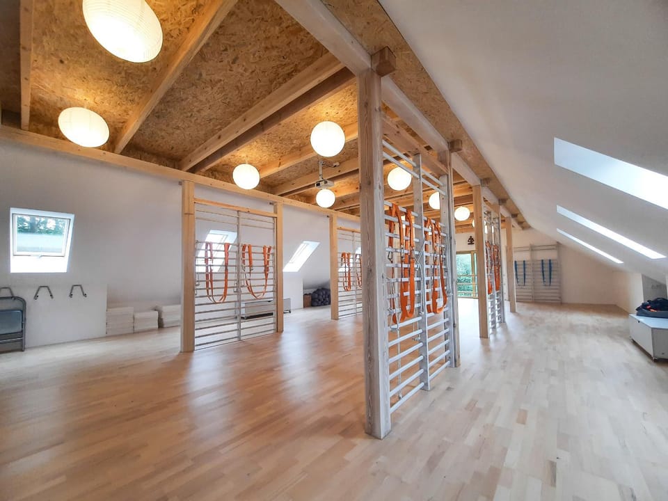 Property building, Seating area