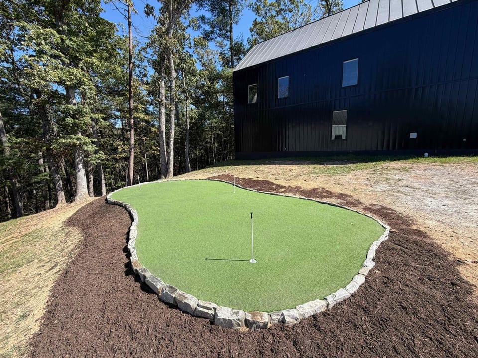 Family Getaway 1 min to Bryce Resort KING Bed Fire Pit House in Basye