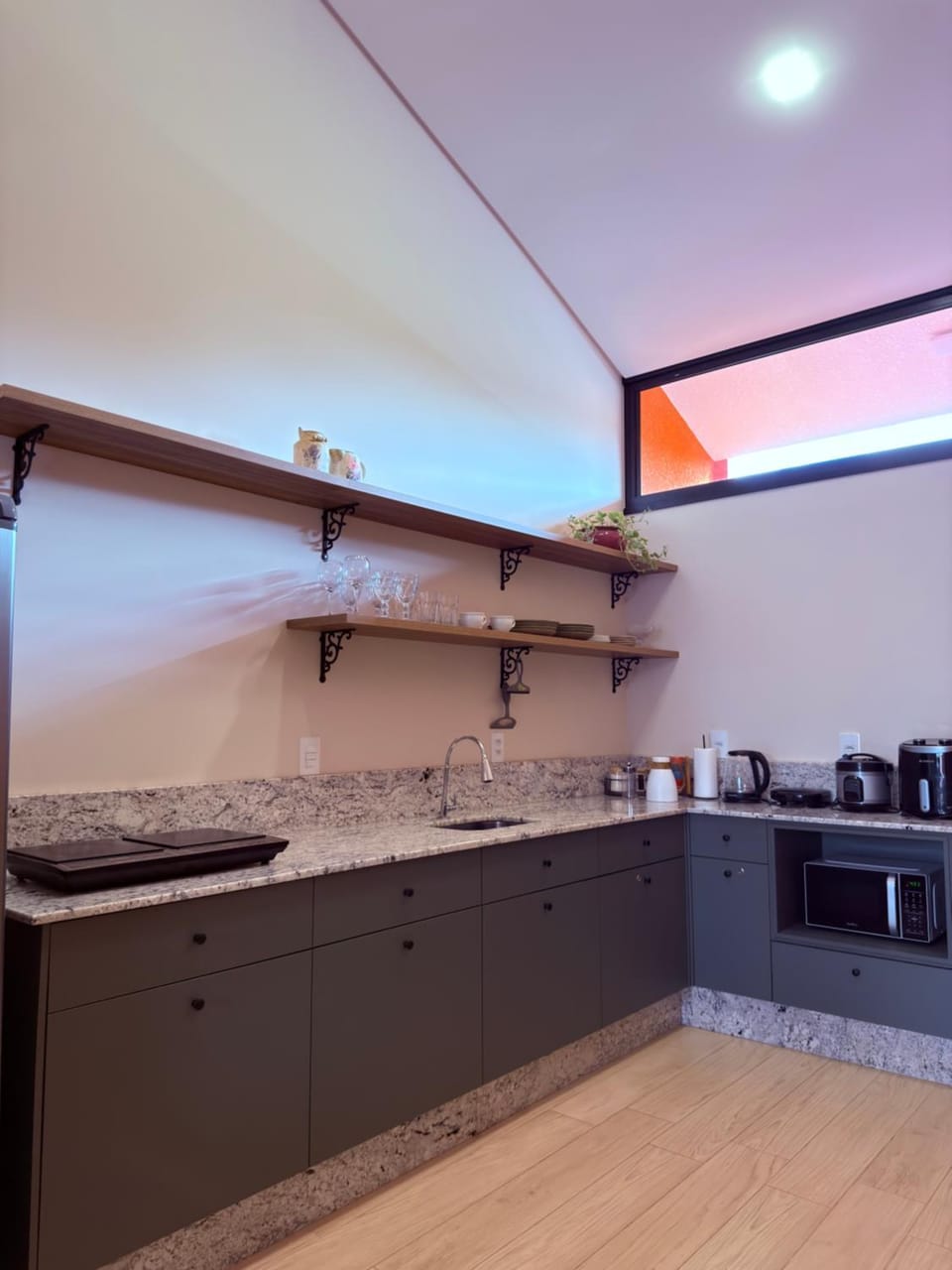 Coffee/tea facilities, Kitchen or kitchenette