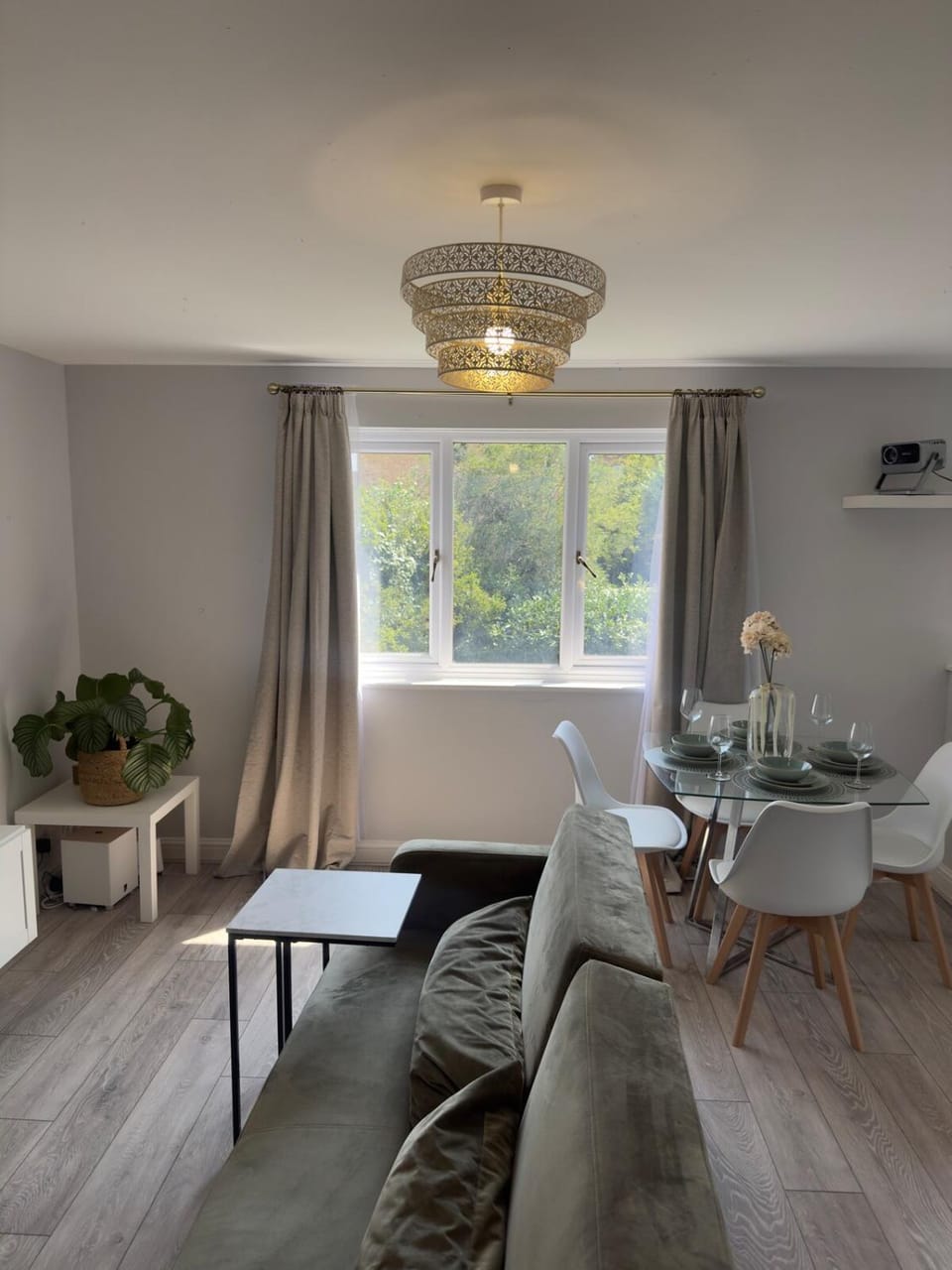 Living room, Seating area, Dining area