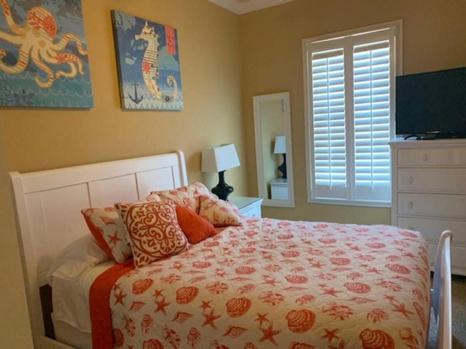 Bed, Bedroom
