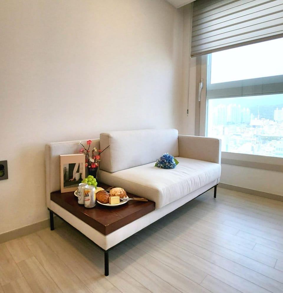 Central Height Apartment Superior Apartment in Busan