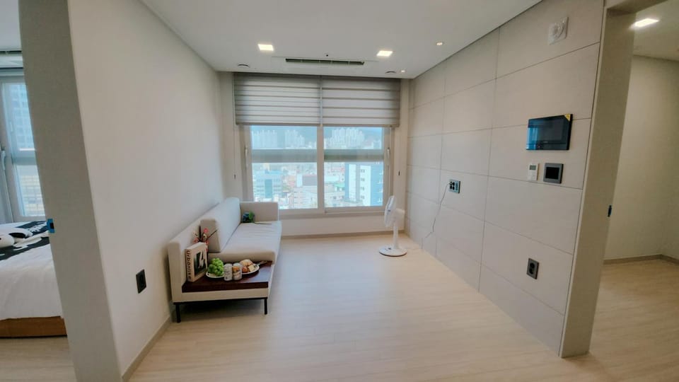 Central Height Apartment Superior Apartment in Busan