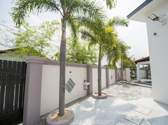 Malacca Moonlight Villa - Pool, KTV, Netflix, BBQ Villa in Malacca