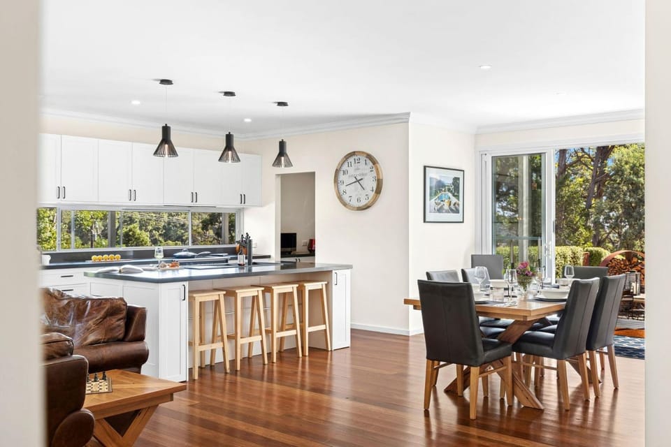 Forest Edge Daylesford House in Daylesford