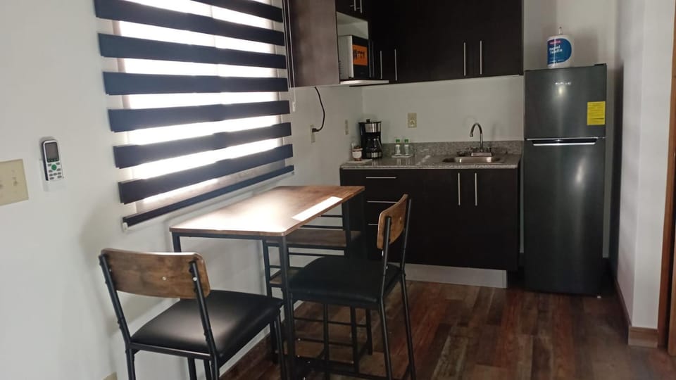 Kitchen or kitchenette, Living room, Dining area