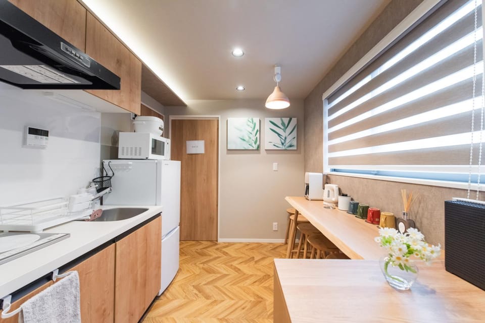 Kitchen or kitchenette