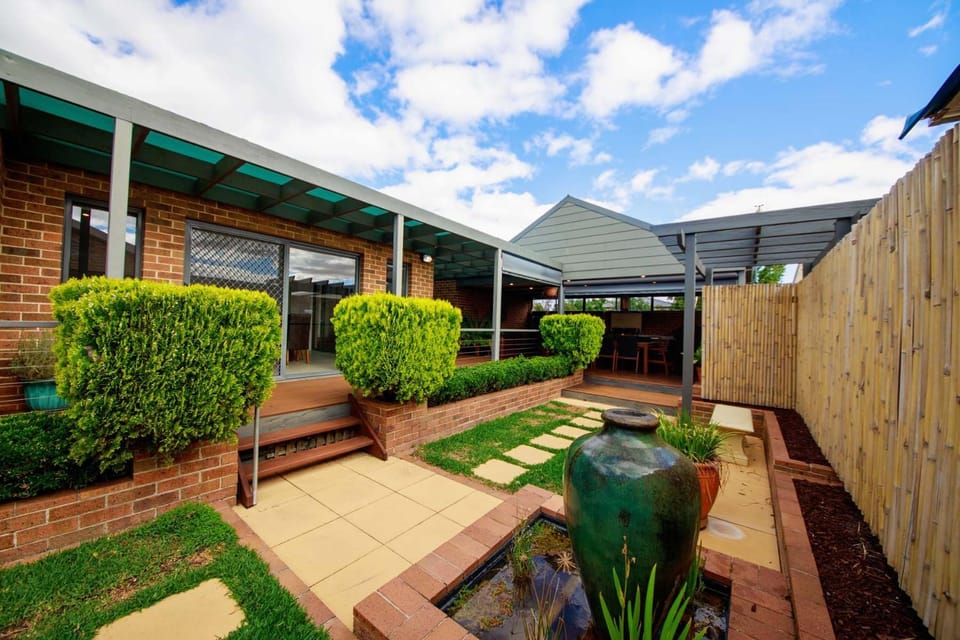 Waterfront Haven House in Yarrawonga