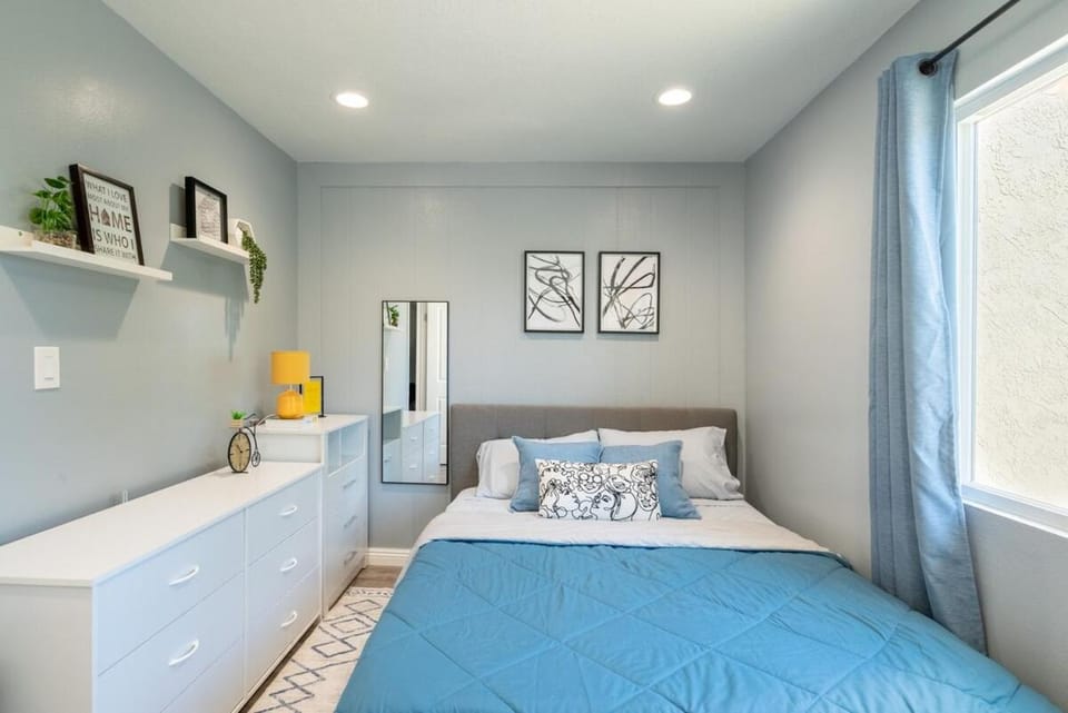 3 Bedrooms Townhouse Near Disneyland & Beaches House in Westminster