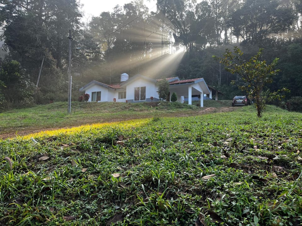 Property building, Day, Natural landscape, Garden view
