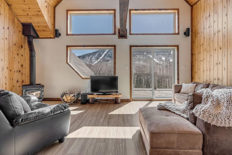 SPA Montagne Table de babyfoot - Le Pionnier Chalet in Maine