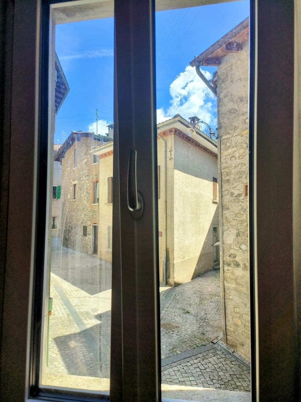 Romantic Court Apartment Sonvico Apartment in Lugano