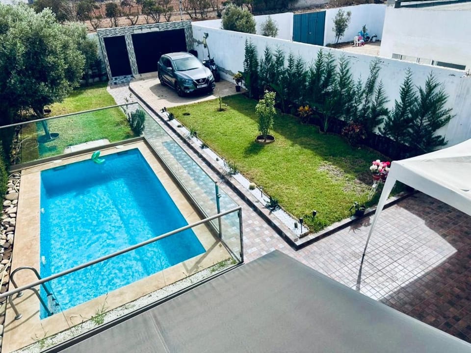 Garden, Garden view, Pool view, Swimming pool, Swimming pool, Parking, sunbed