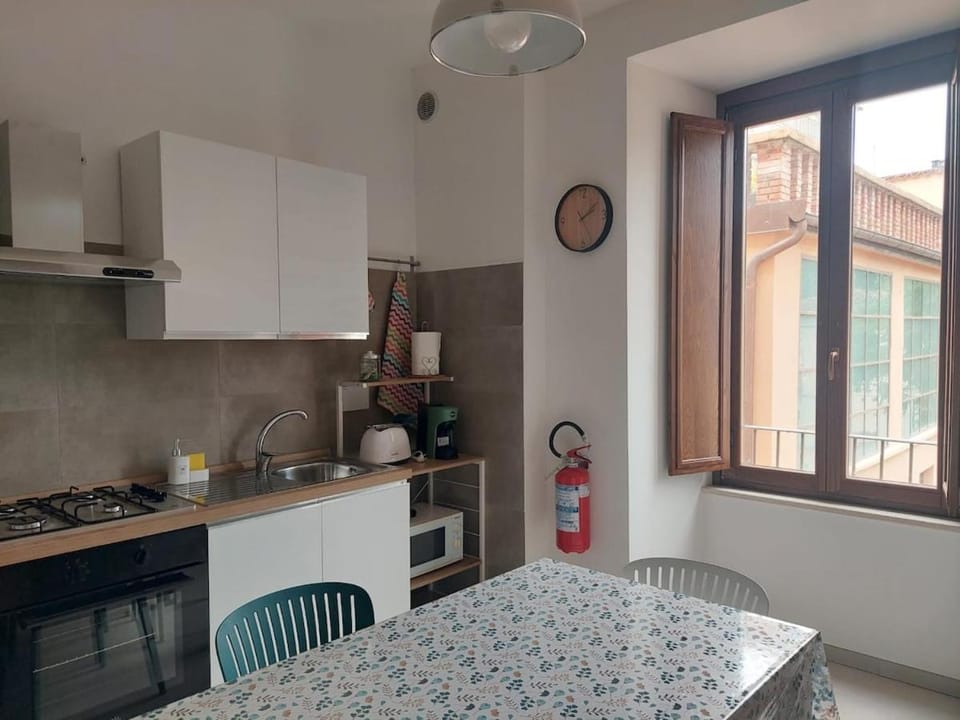 Una finestra su San Bernardino Apartment in L'Aquila