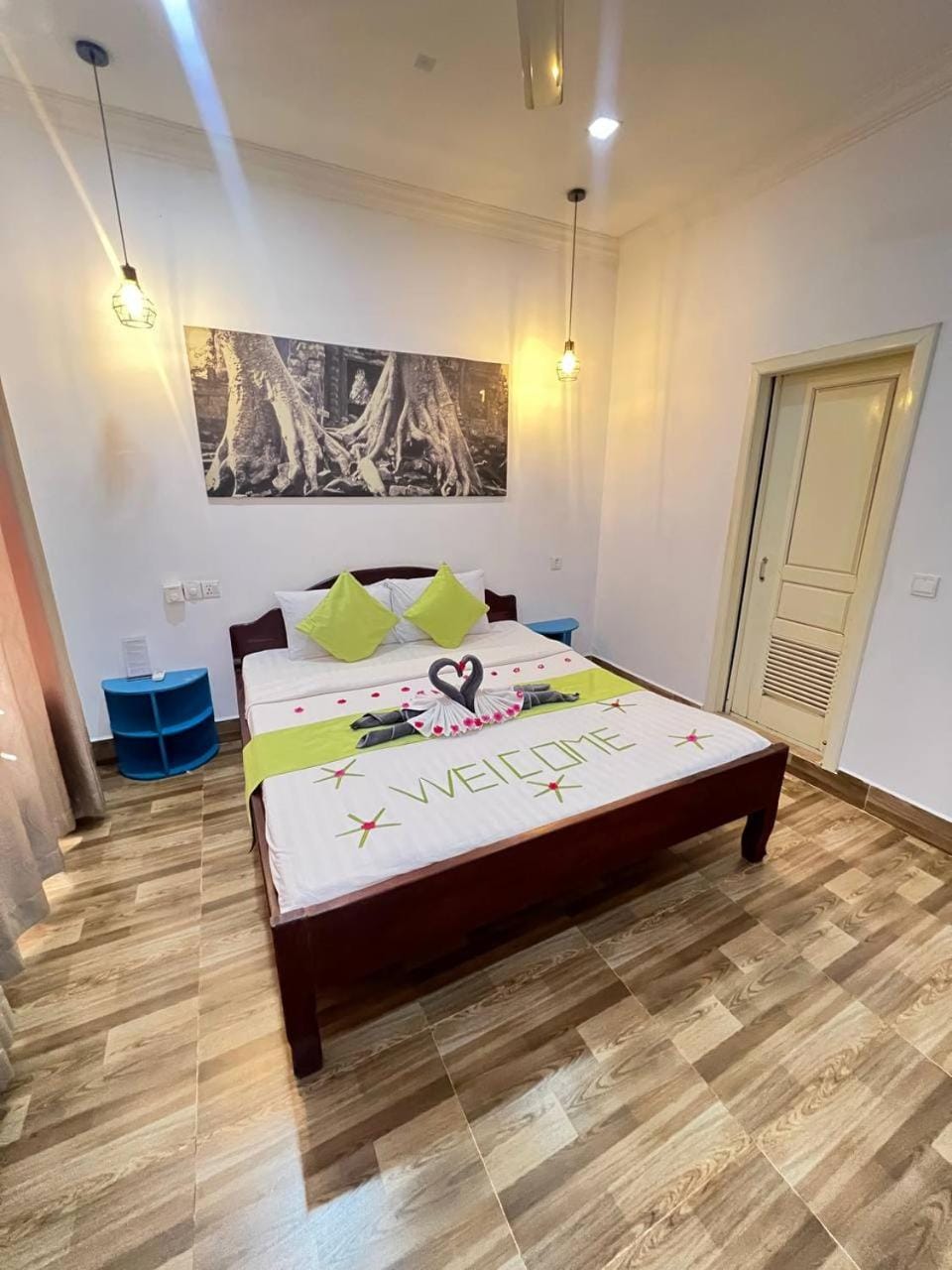 Bed, Bedroom