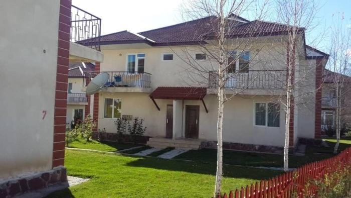 Коттедж для семьи 4 СЕЗОНА House in Almaty Region, Kazakhstan