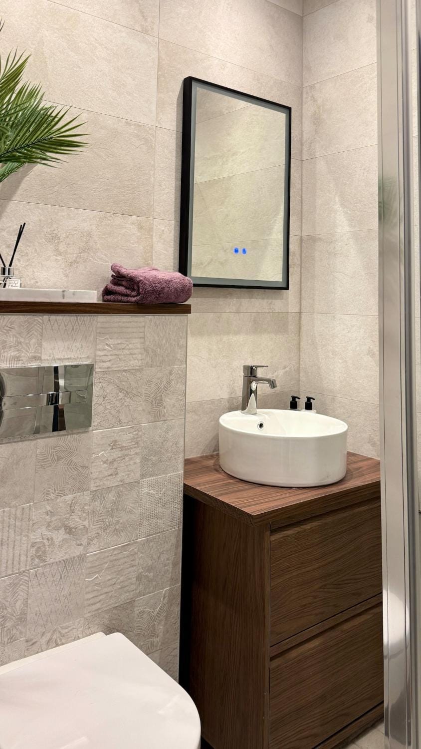 Shower, Bathroom