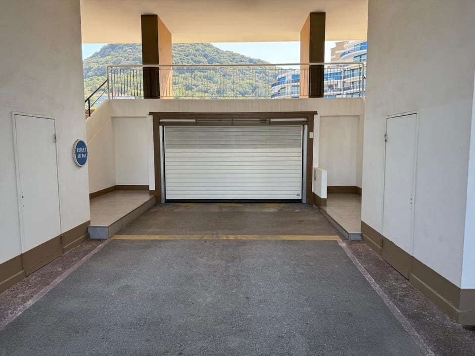 Beautiful F2 pool in Islette du Riou Apartment in Mandelieu-La Napoule