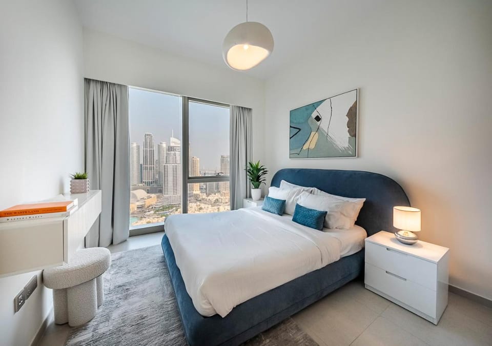 Bed, Seating area, Bedroom, air conditioner, air conditioner