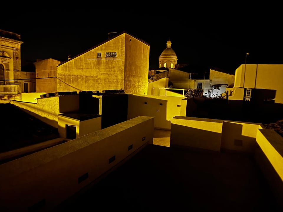 Dimora Crocefisso Villa in Noto