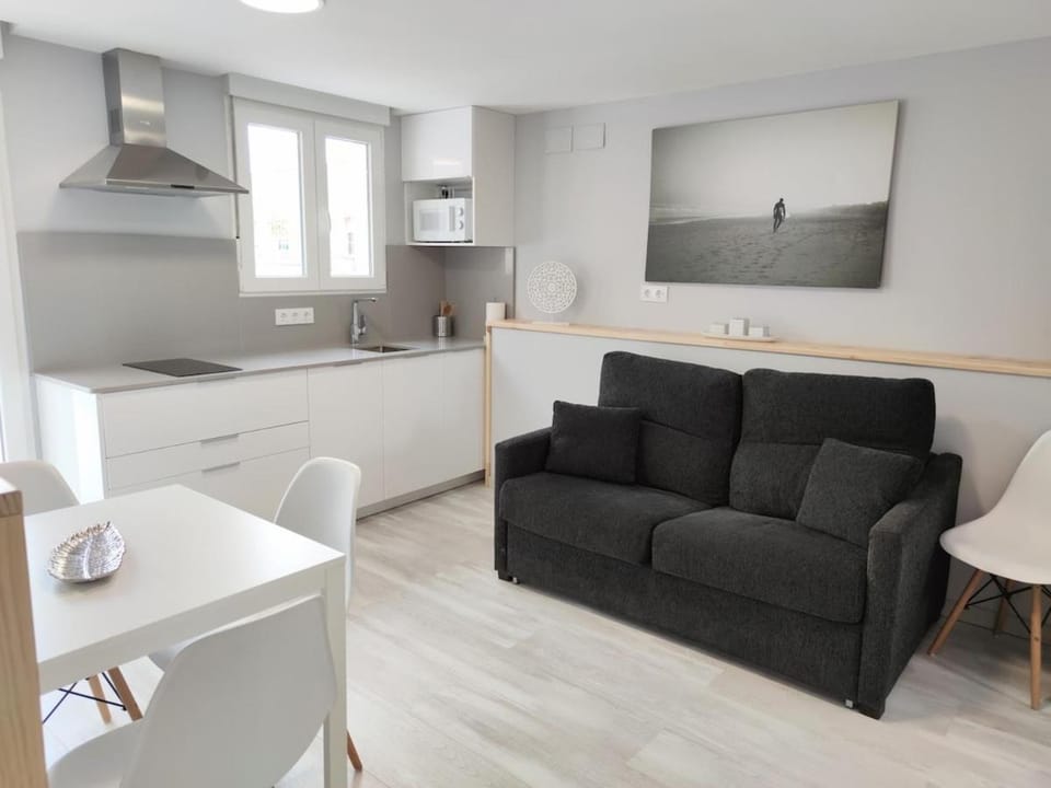 Kitchen or kitchenette, Living room, Dining area