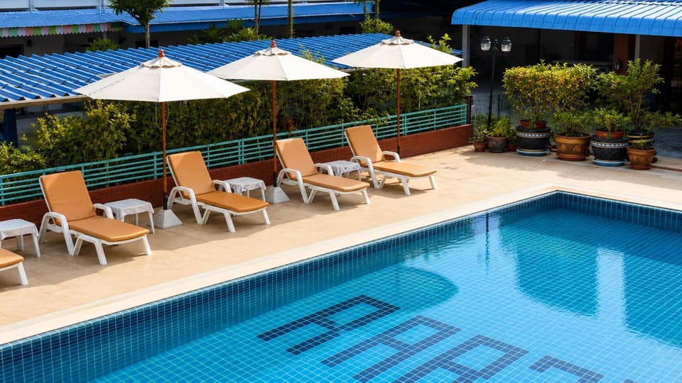 Pool view, Swimming pool