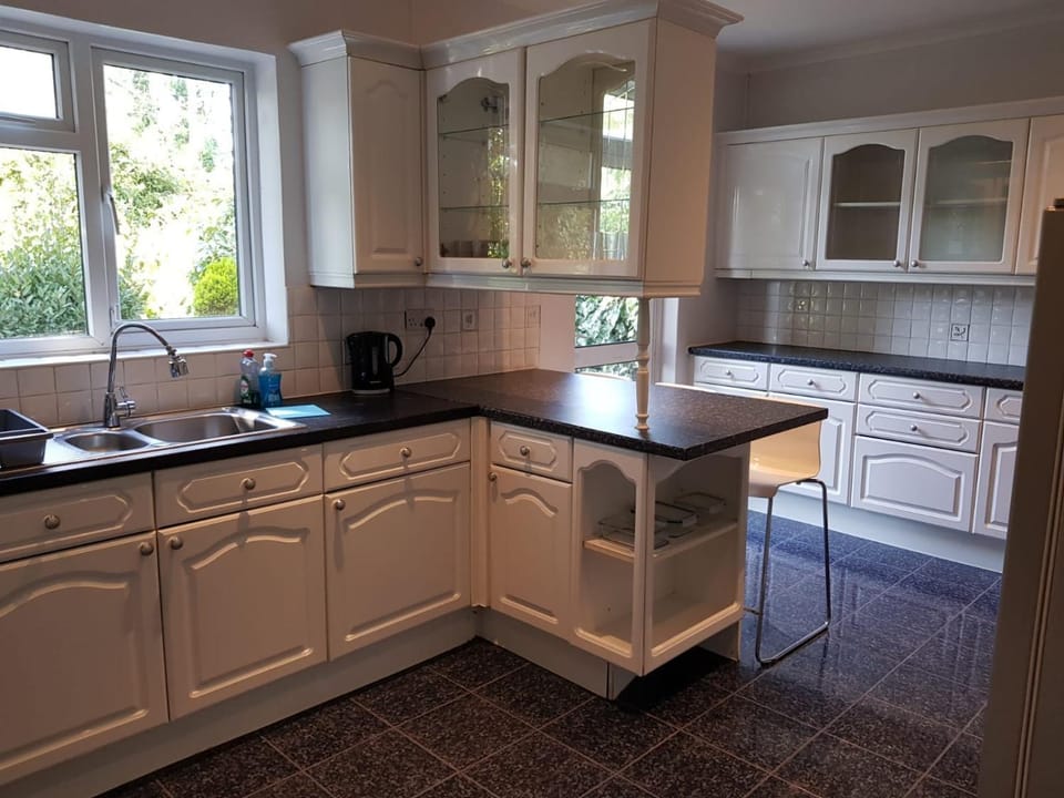 Hendon Home House in Edgware