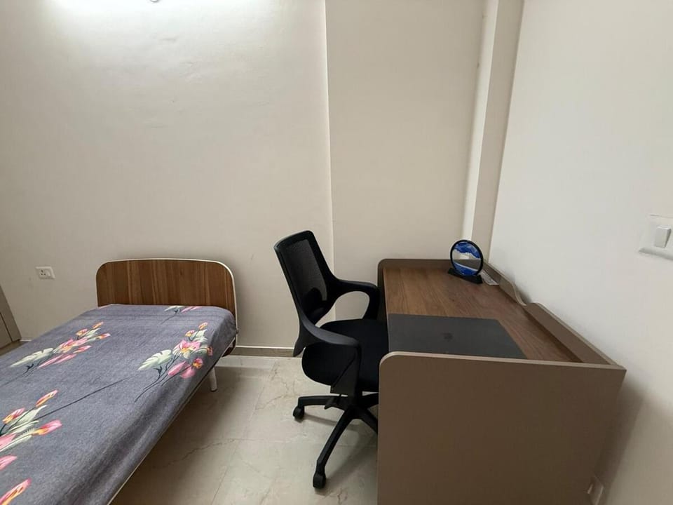 Luxurious 3BHK entire apartment in Premium Society Apartment in Gurugram