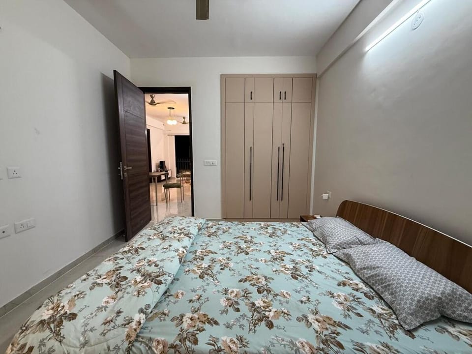 Luxurious 3BHK entire apartment in Premium Society Apartment in Gurugram
