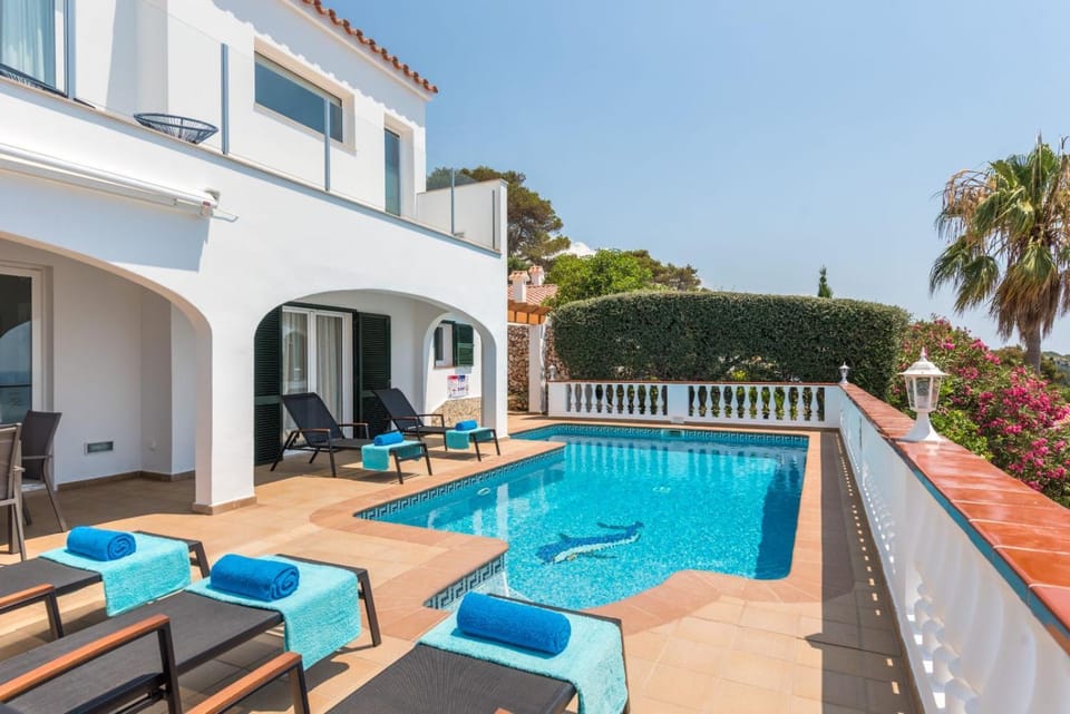 Property building, Pool view, Swimming pool
