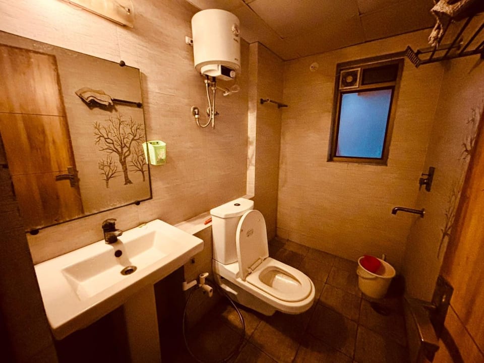 KISHAN HARE KRISHNA ORCHID HOTEL VRINDAVAN Mathura Hotel in Uttar Pradesh