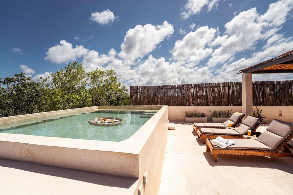 Elegant 3BR Penthouse Haven with Private Rooftop Pool & Jungle Views House in Tulum