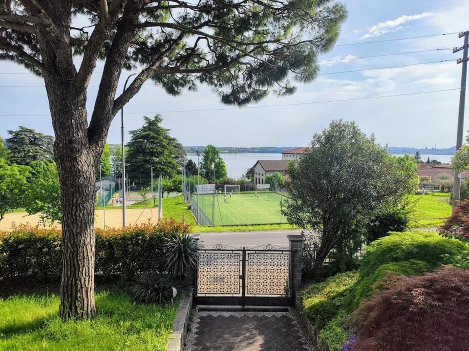 Garden, Lake view