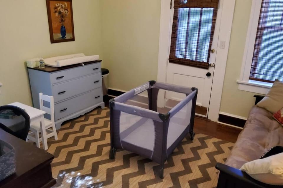 The Red Rooster Bungalow House in Asheville