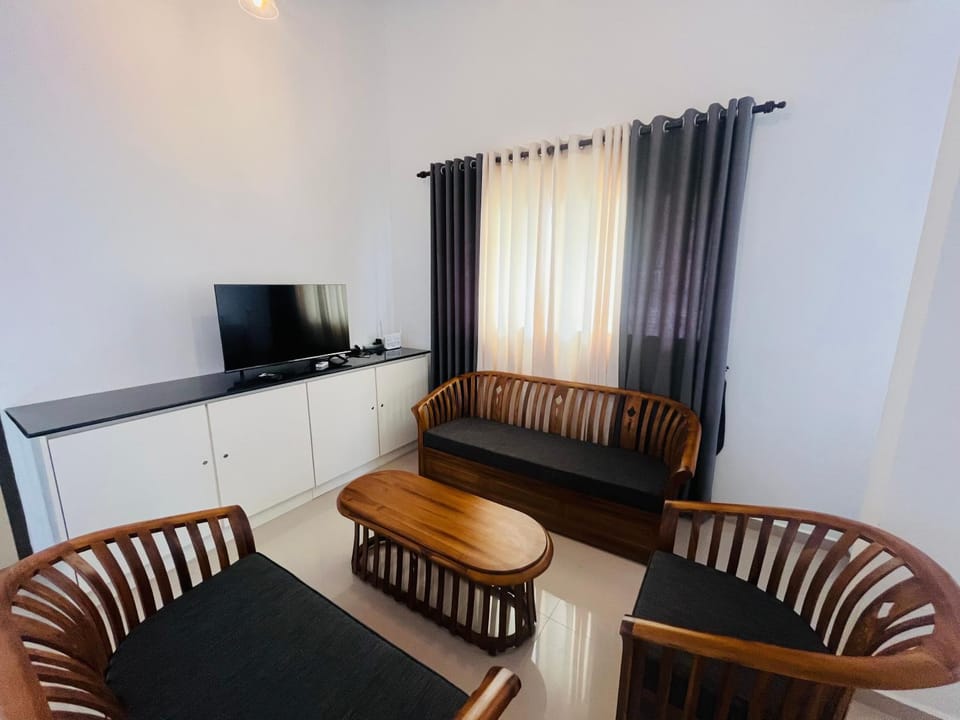Celestial Negombo Resort Transit Stopover Villa 85 Villa in Negombo