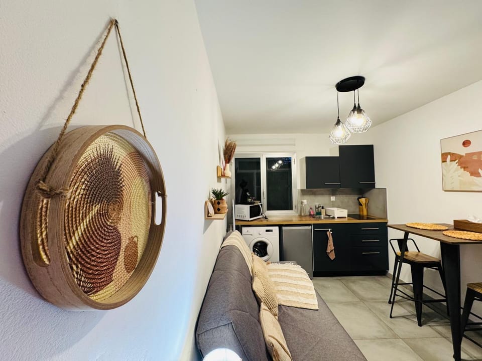 Communal lounge/ TV room, TV and multimedia, Kitchen or kitchenette, Living room